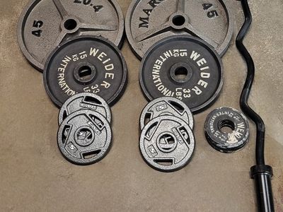 curl bar,180 pounds of weights