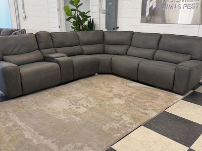 LIKE NEW!! COSTCO SWEENEY 6-PIECE FABRIC POWER RECLINING SECTIONAL W/ POWER HEADRESTS!!