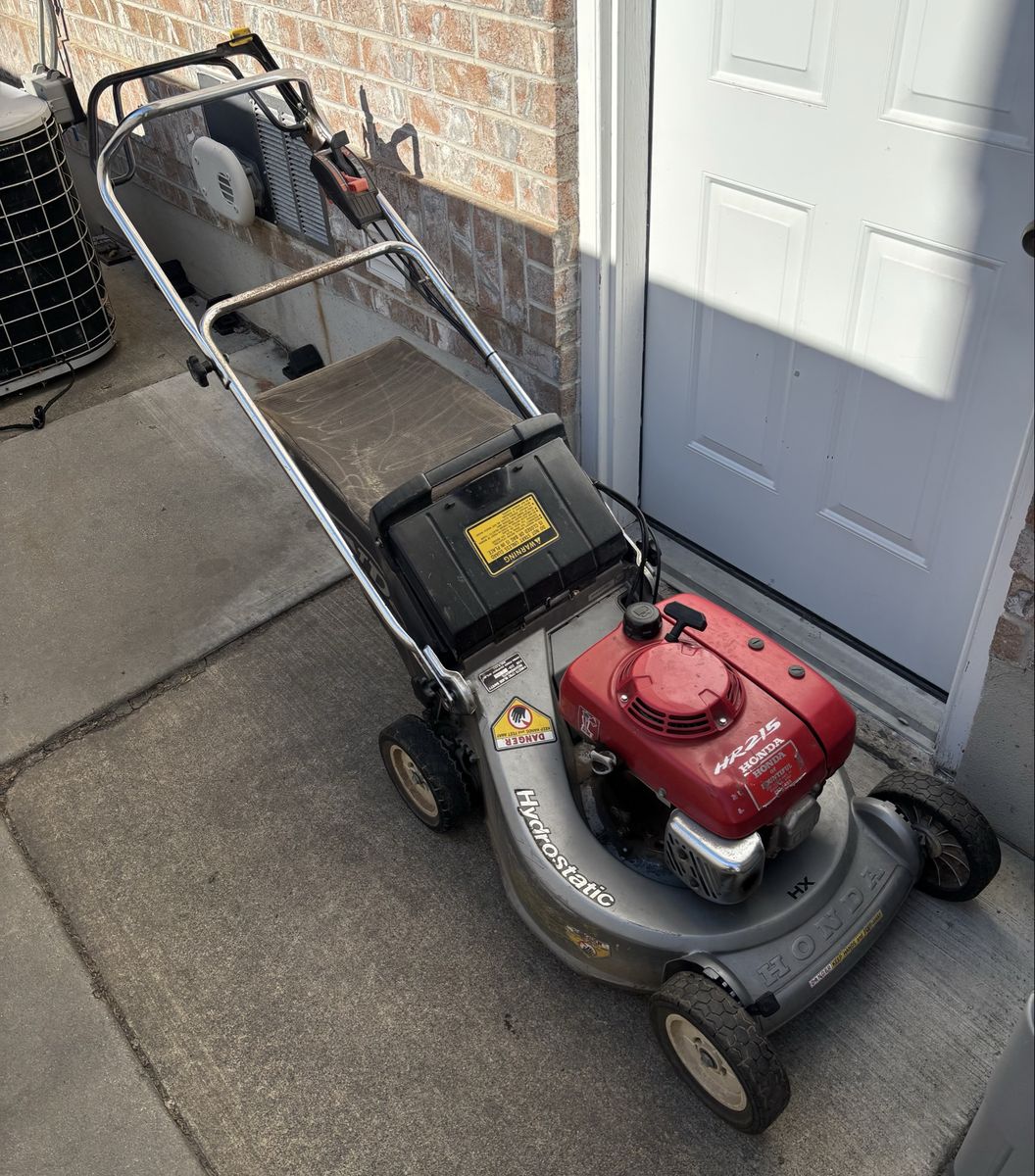 Honda HR215 DX Lawn Mower