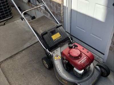 Honda HR215 DX Lawn Mower