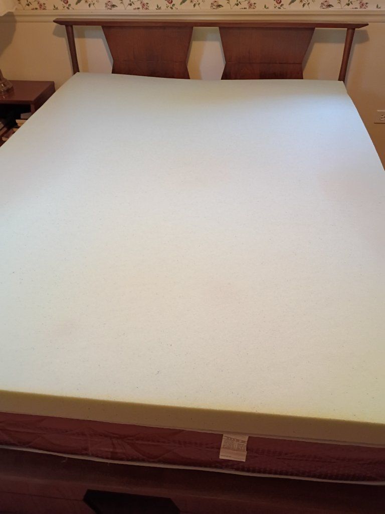 Main image 4