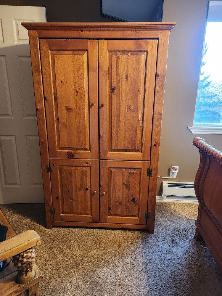 Knotty Pine Wood Cabinet Armoire Entertainment TV