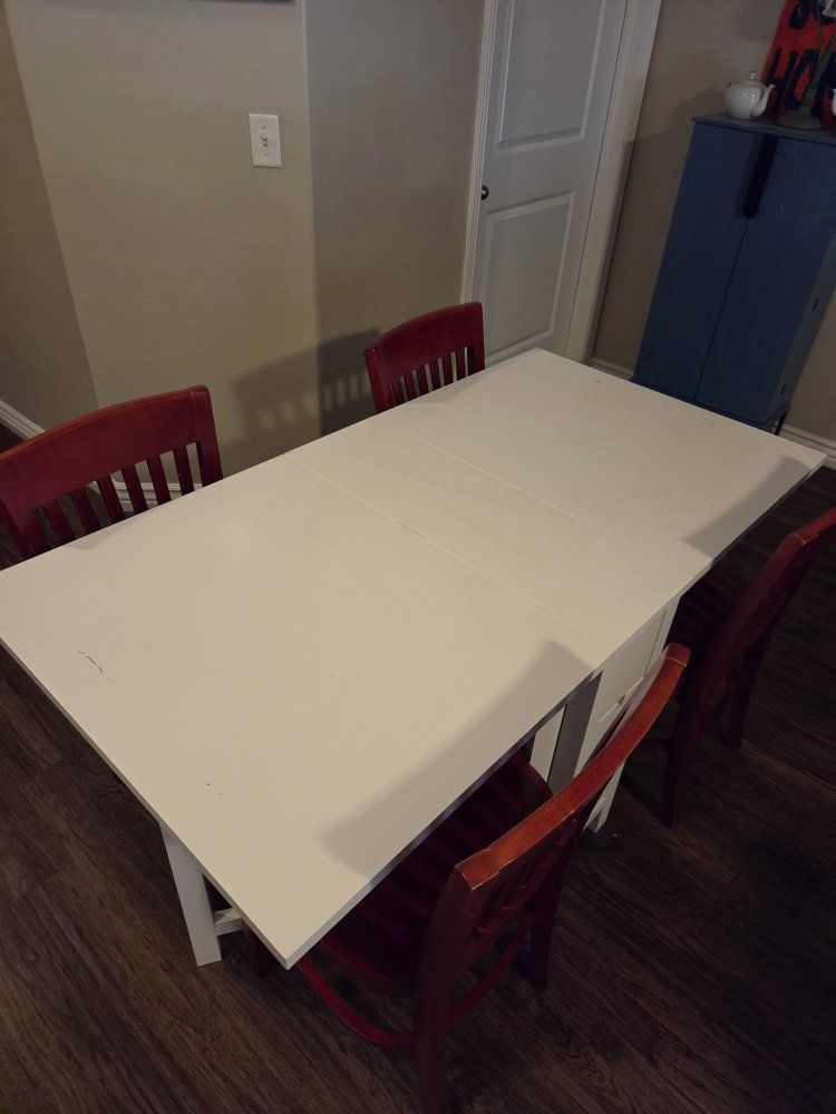 IKEA Dining Room Table For Sale