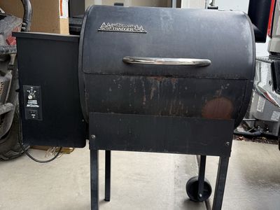 Traeger BBQ070 Wood Pellet Grill & Smoker