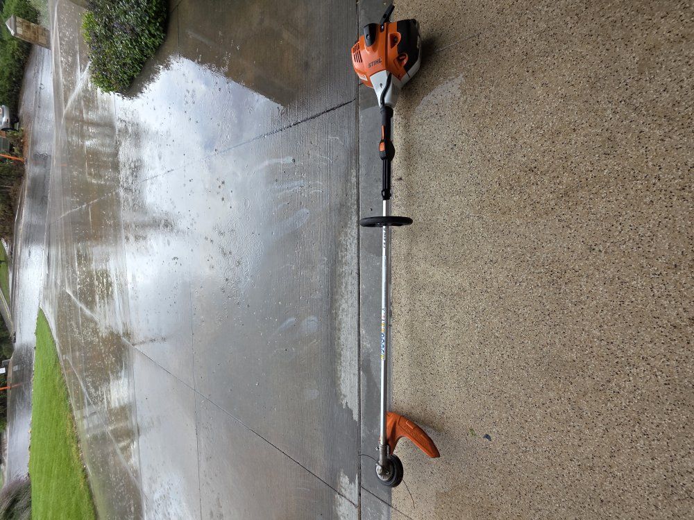 Stihl FS240R Weed Trimmer