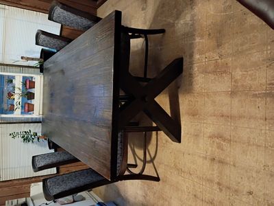 dinning table and 7 chairs