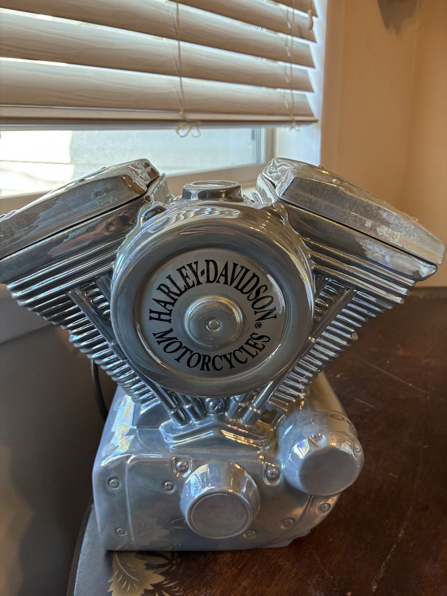 Motorcycle fans!!!! Harley Davidson cookie jars with box, collectible,  Harley-Davidson V-Twin Motor cookie jar