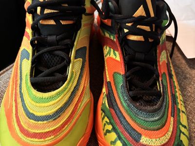 Giannis Immortality 4 Multi-Color Basketball Shoes - Men's Size. 13.5 like new