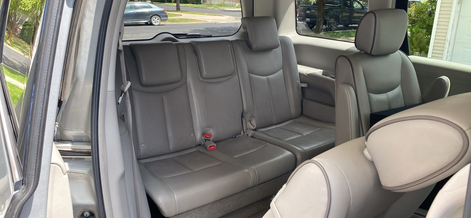 2015 Nissan Quest SV