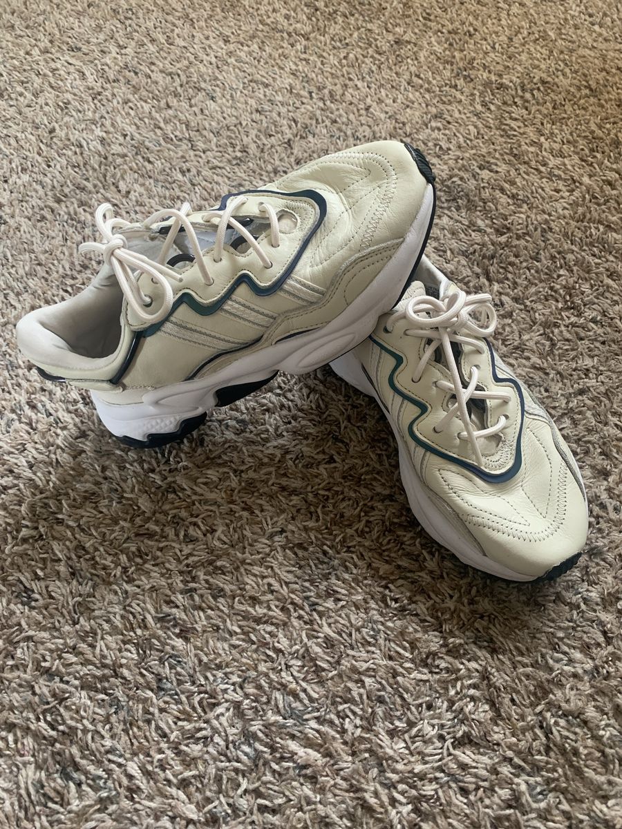 Adidas Ozweego Cloud White/Core Black Athletic Sneakers - Size 5.5