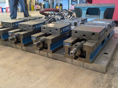 Kurt 4" Double Locking Vice CNC machine Mill Lathe