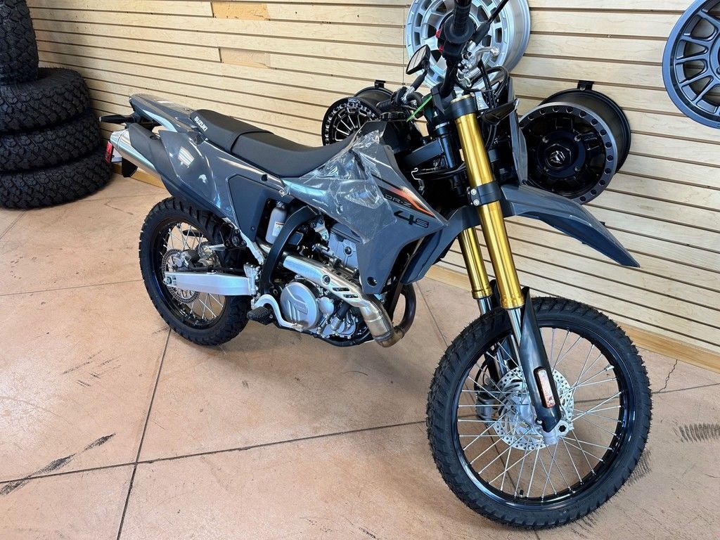 2025 Suzuki DR-Z4S