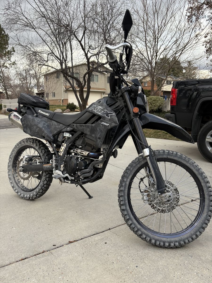 2020 KLX 250 Camo