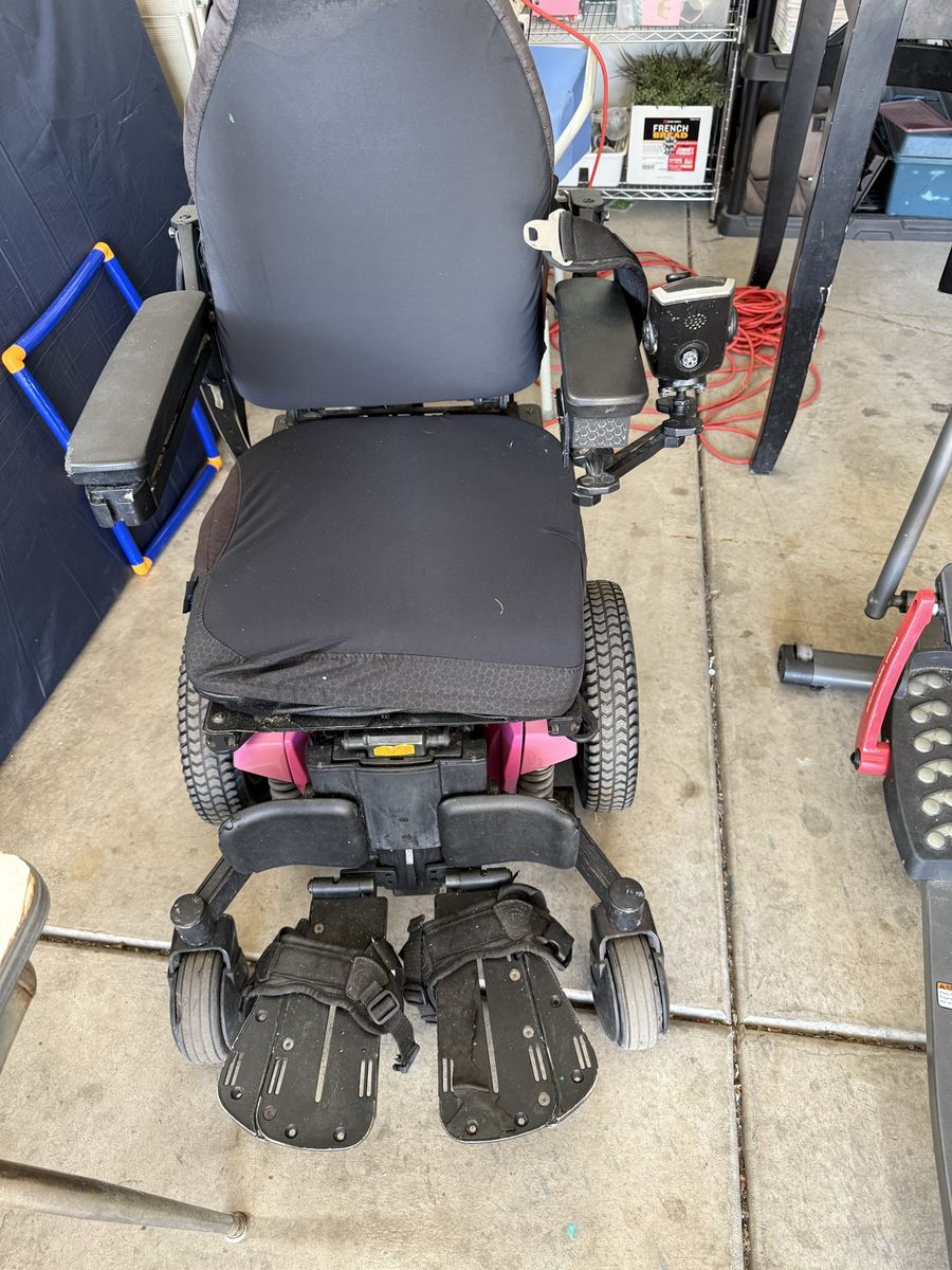 Power wheel chair