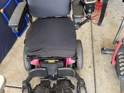 Power wheel chair