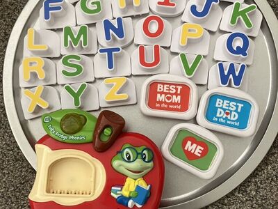 Leapfrog Alphabet Magnetic Toy