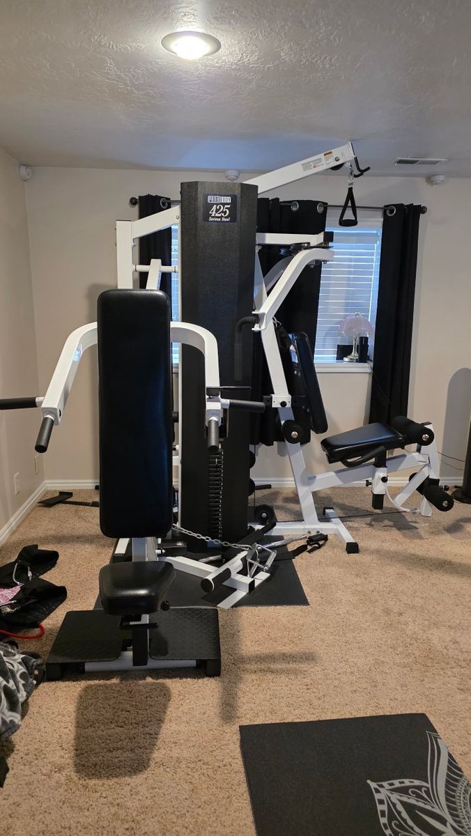 Weight Machine by Parabody