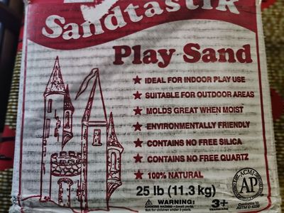 SANDTASTIK PLAY SAND 25 LB BAG.