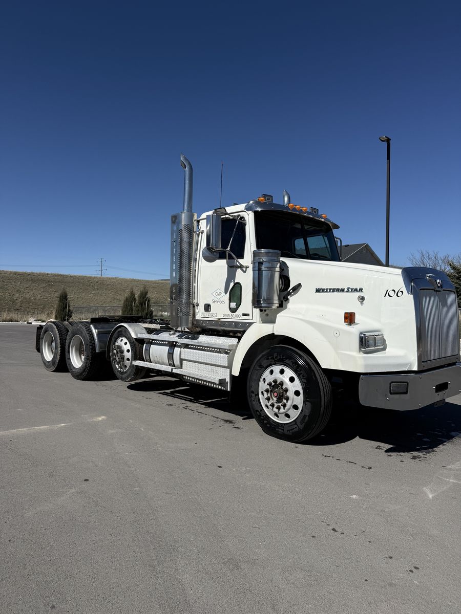 2012 Western Star Day Cab