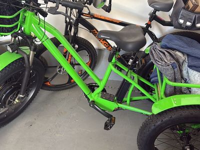 HJM Electric Fat Tire Tricycle - Green E-Bike Trike with Cargo Basket