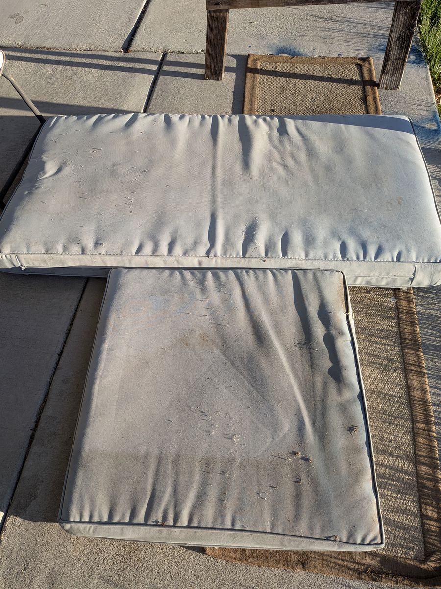 Outdoor patio cushions
