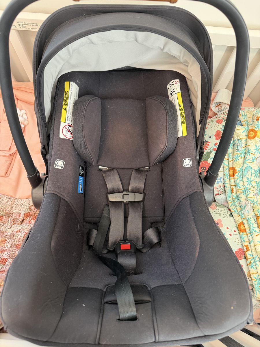 Nuna Pipa Infant Car Seat - Black
