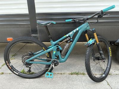 Title: 2019 Yeti SB130 TURQ (Size Small)