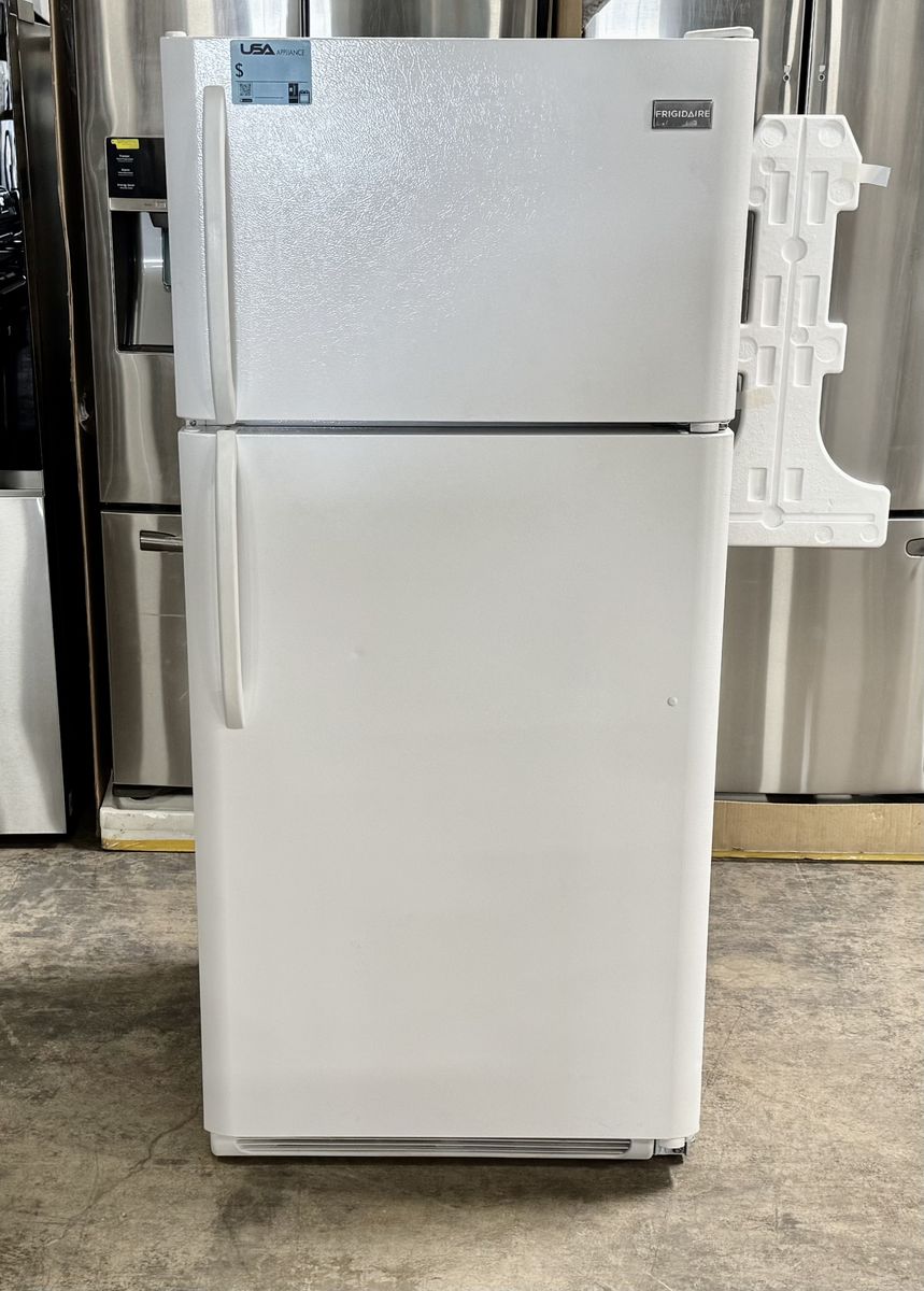 FRIGIDAIRE REFRIGERATOR WITH WARRANTY