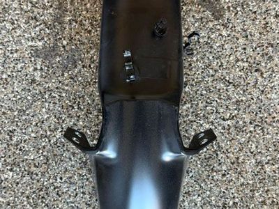 2025 Yamaha Tenere 700 OEM Front Fender - Like New,