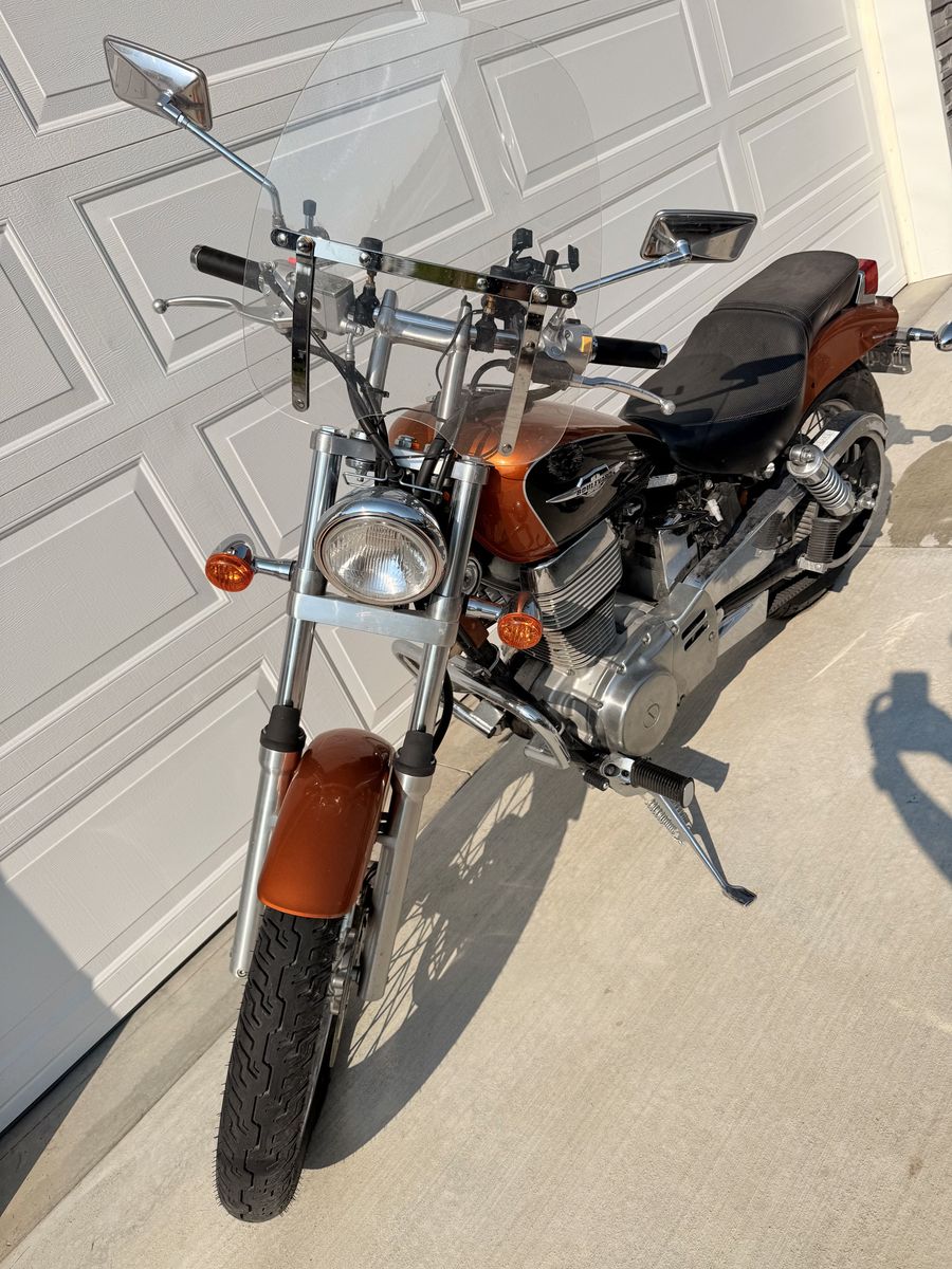 Suzuki Boulevard S40 6,600 Miles