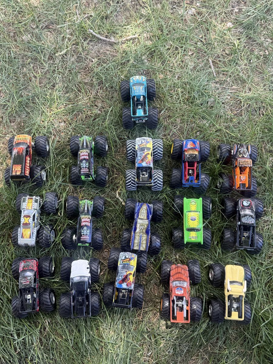 Hot wheels monster jam trucks lot