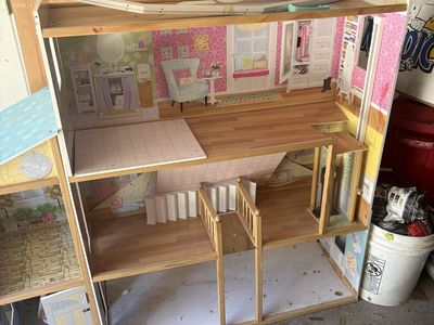 Doll house