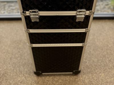 Rolling Makeup Train Case 3-in-1