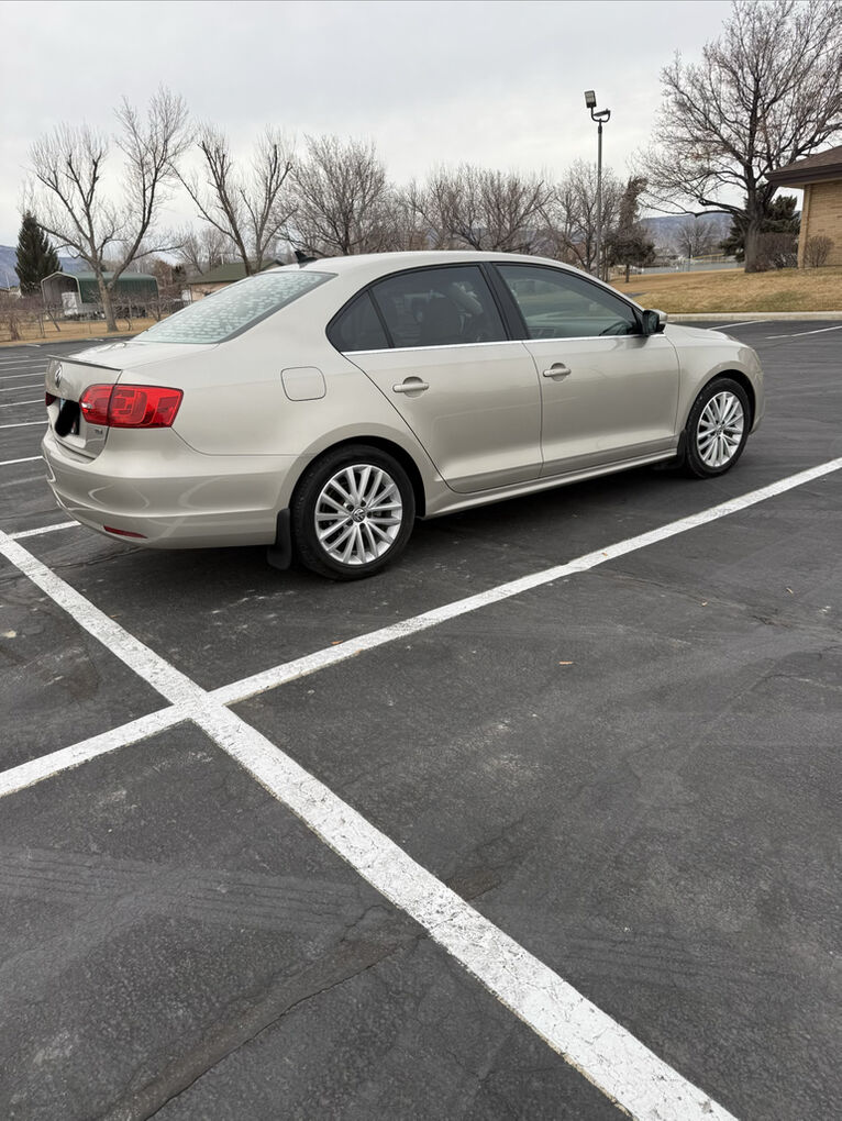 2014 VOLKSWAGEN JETTA 2.0L TDI SE