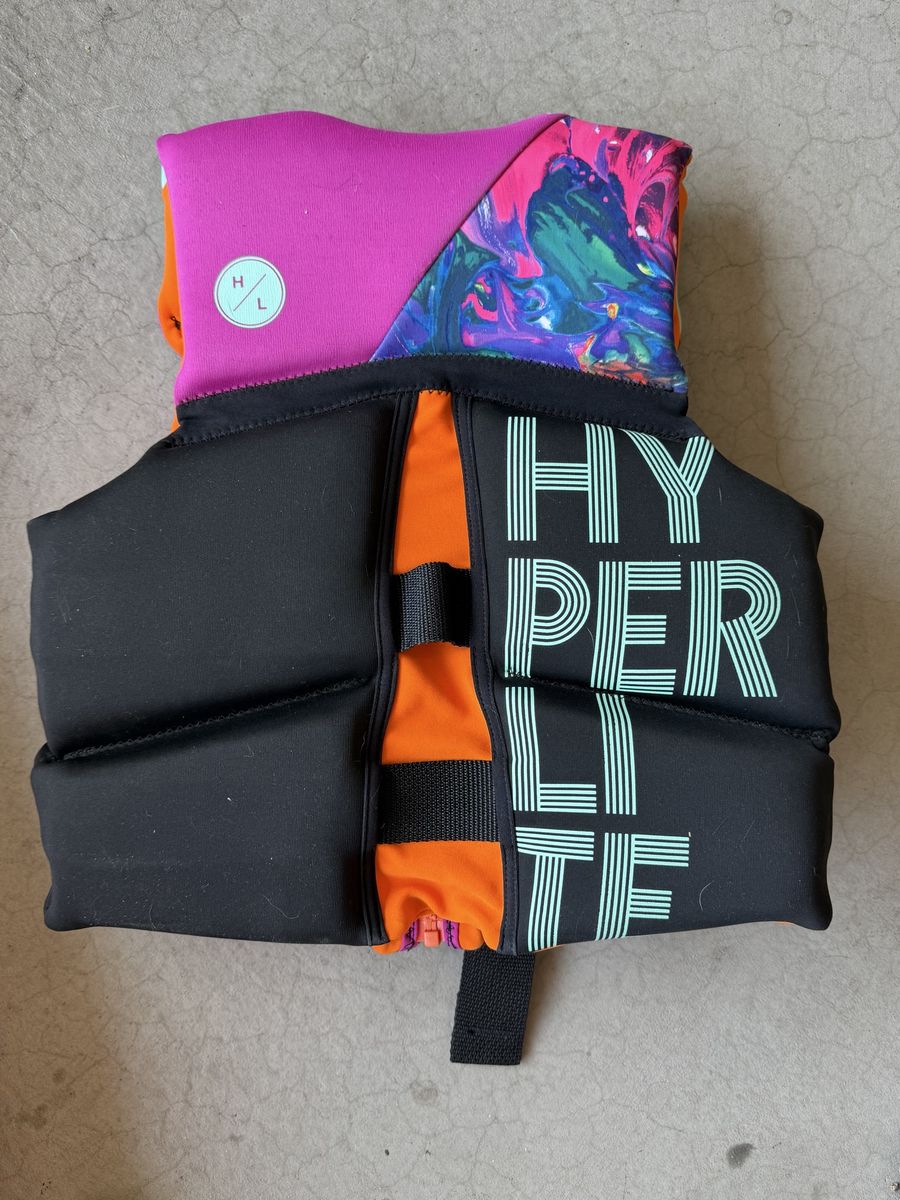 Main image 5