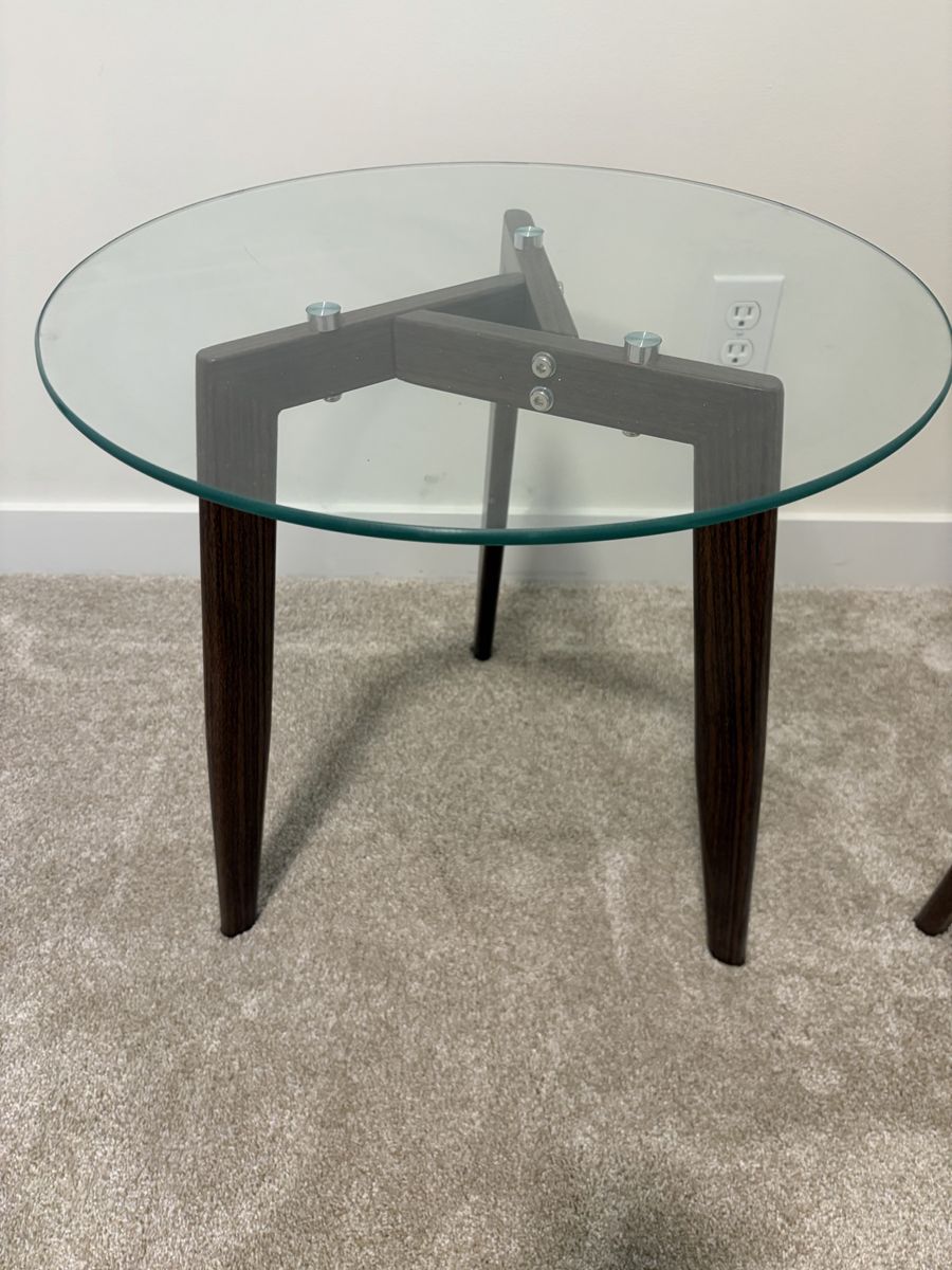 Main image 4
