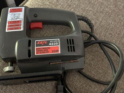 Skil 4235 Variable Speed Jigsaw Works Good!
