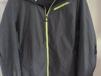 Women's large Puma lightweight running jacket