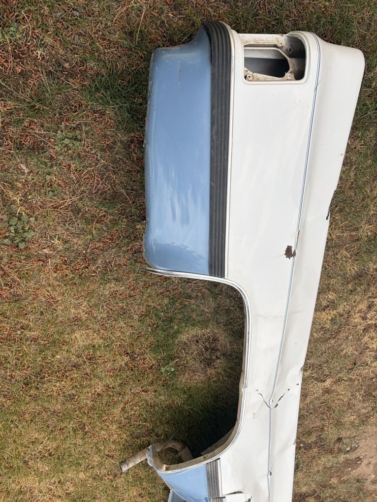 1987 Chevy Squarebody  Bed