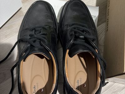 Never Used Clark’s Dress Shoes 8.5