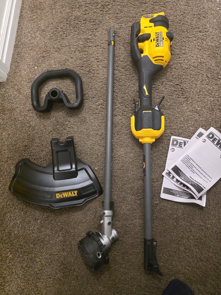DEWALT FLEXVOLT 60V MAX 17 in. Cordless Attachment Capable String Trimmer (Tool Only)