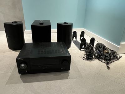 Definitive Technology Sound system