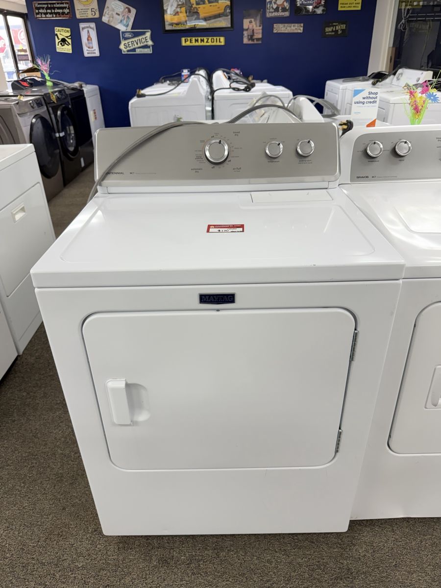 SPARKLING CONDITION MAYTAG ELECTRIC DRYER- HURRY!