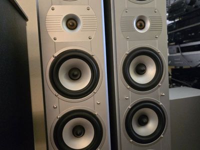 Digital Audio SL-1100 Cinema Series III 3-Way Loudspeakers, 20-250 Watts, 4-8 Ohms