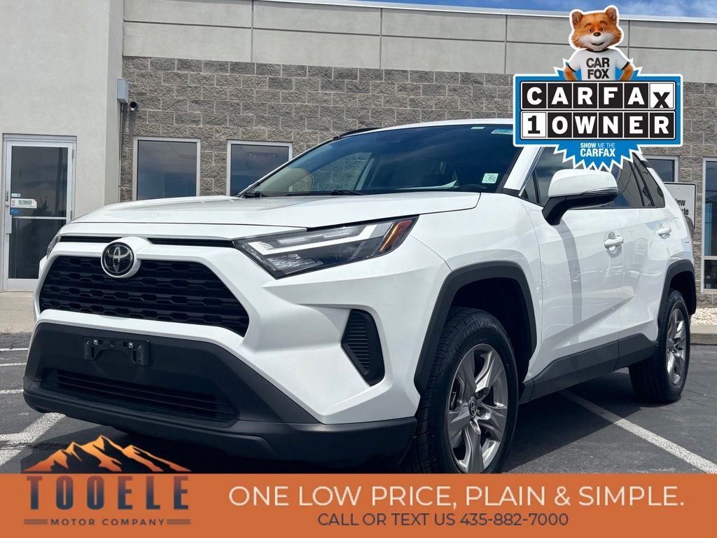 2024 Toyota RAV4 XLE