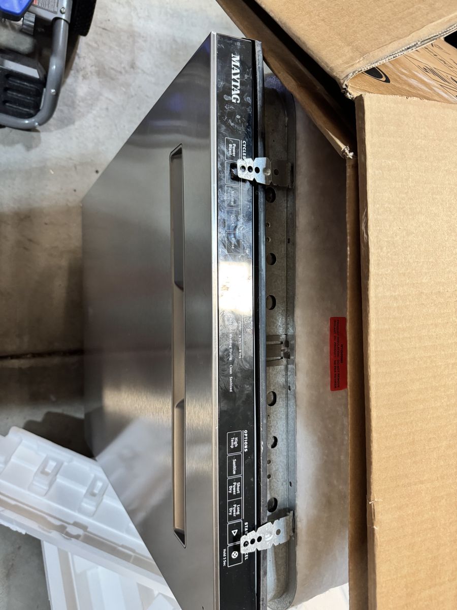 Maytag dishwasher