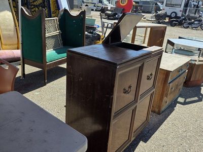 yard sale