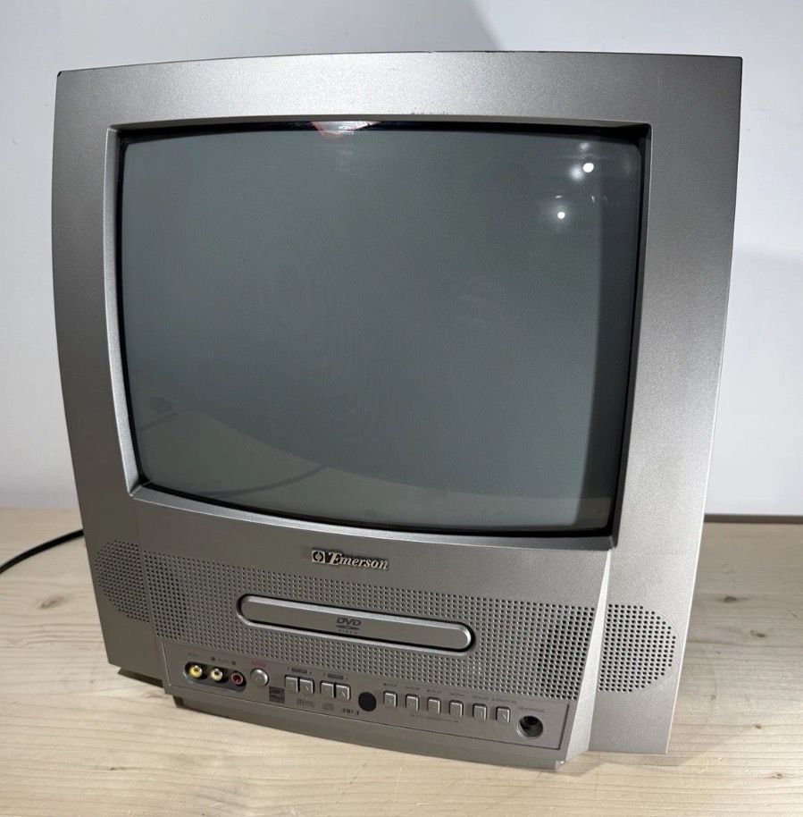 Vintage Emerson EWC13D4 13" CRT TV DVD Combo - Retro Gaming Tested w/ Remote