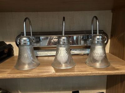 Light fixture