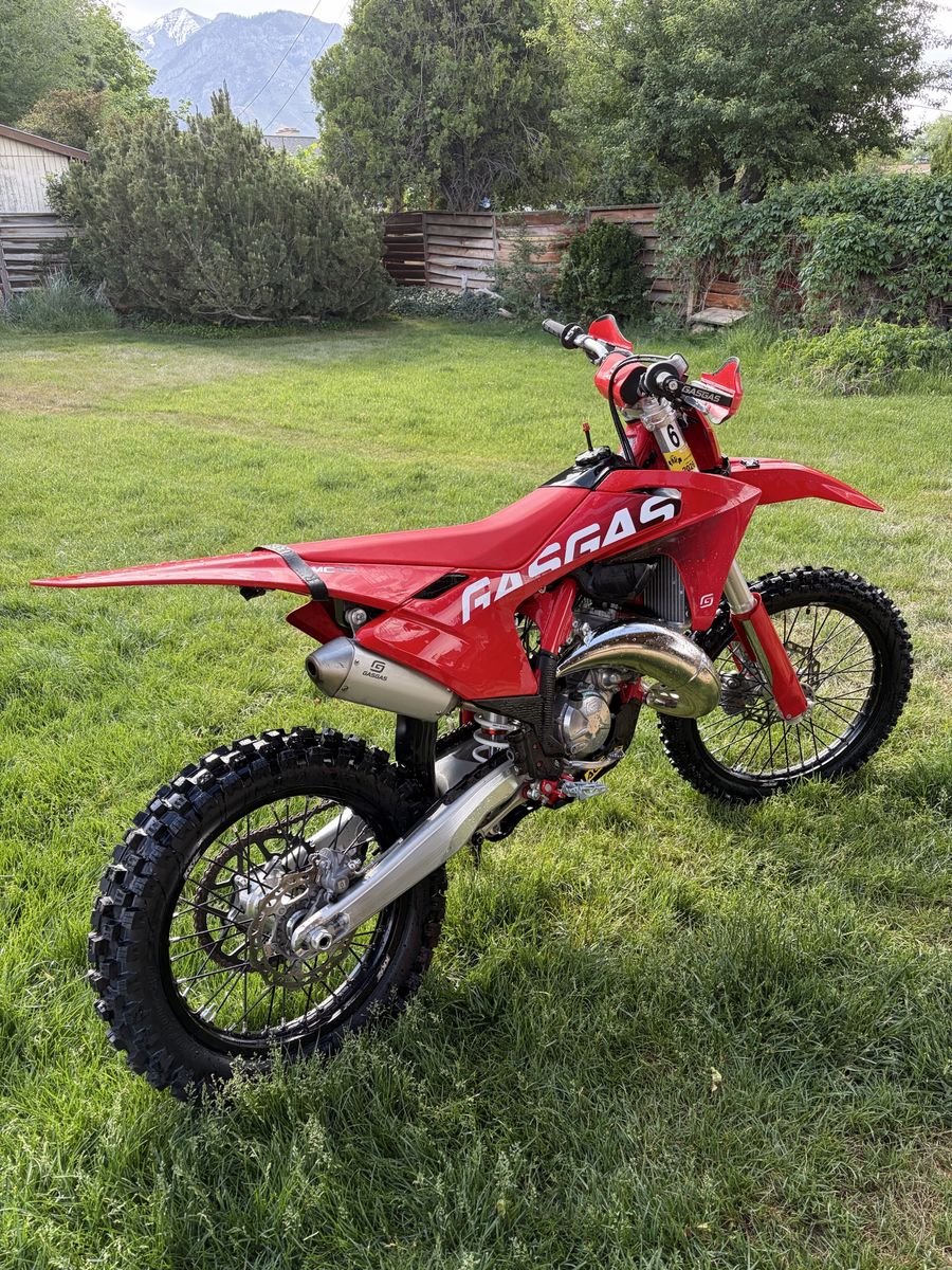 2024 GasGas MC125 LOW HOURS